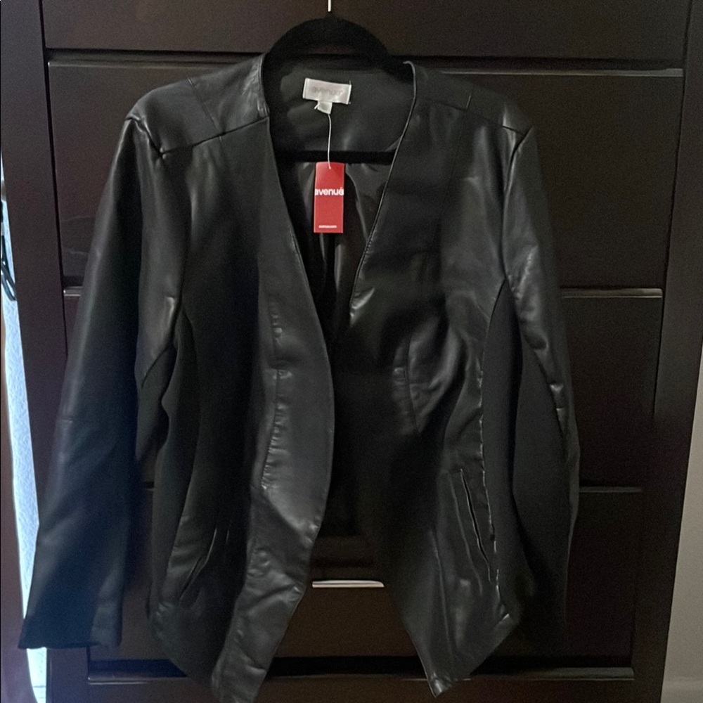 Avenue Black Leather Blazer Jacket new with tags 18/20